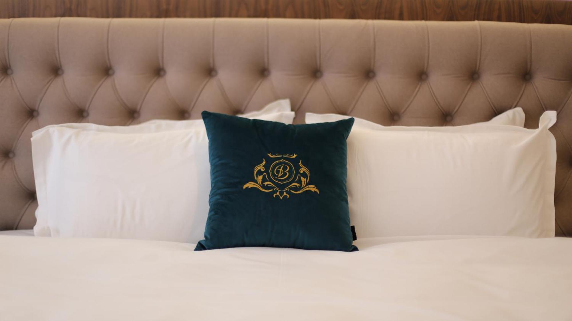 Grand Hotel Belushi Boge Екстериор снимка