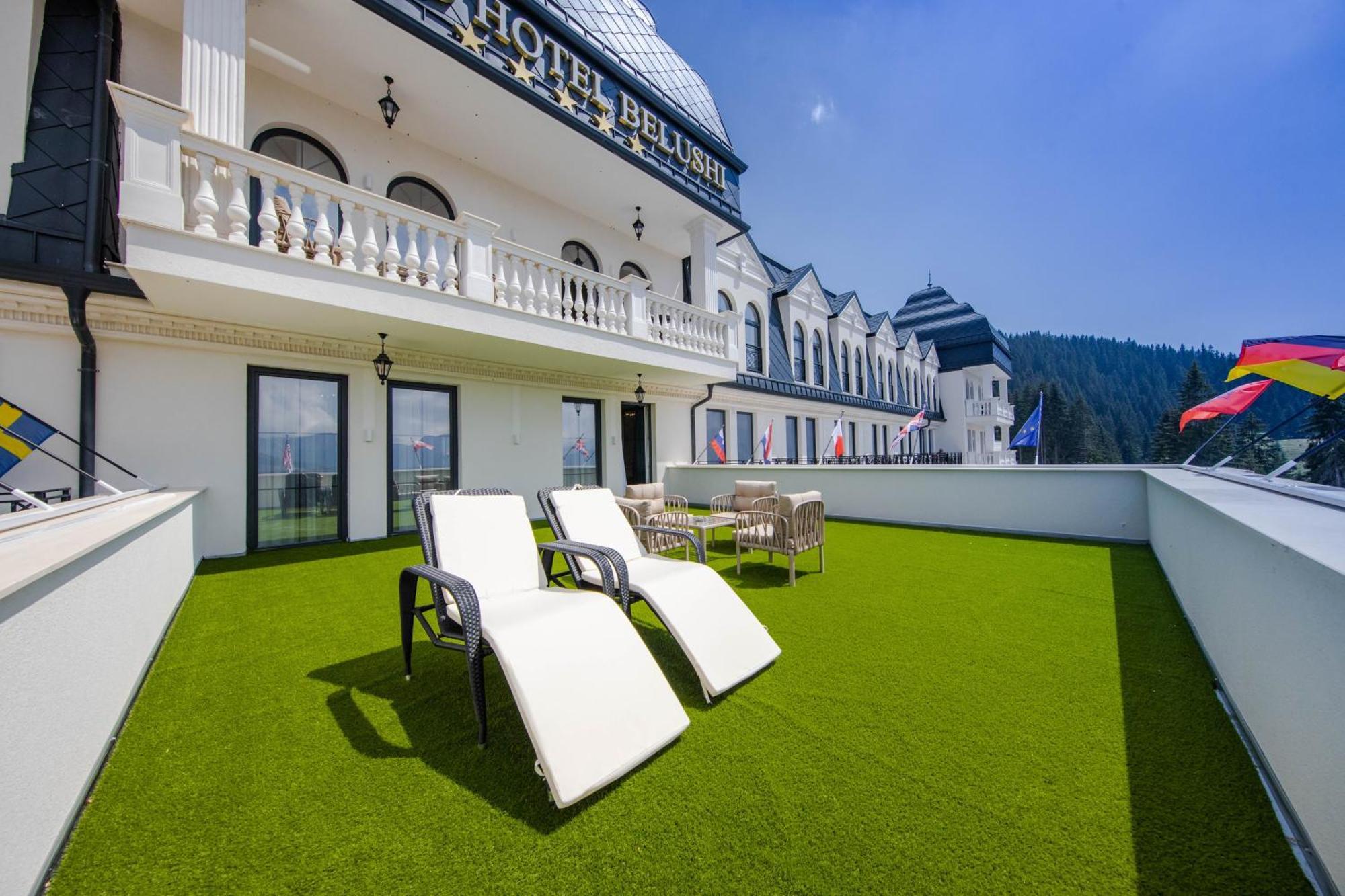 Grand Hotel Belushi Boge Екстериор снимка